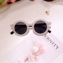 Load image into Gallery viewer, Lola Sunglasses
